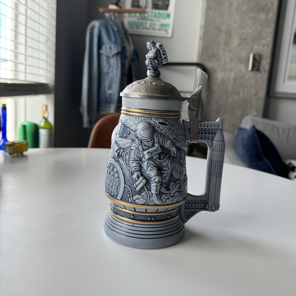 Vintage Conquest Of Space Stein 137174 Made in Brazil for Avon